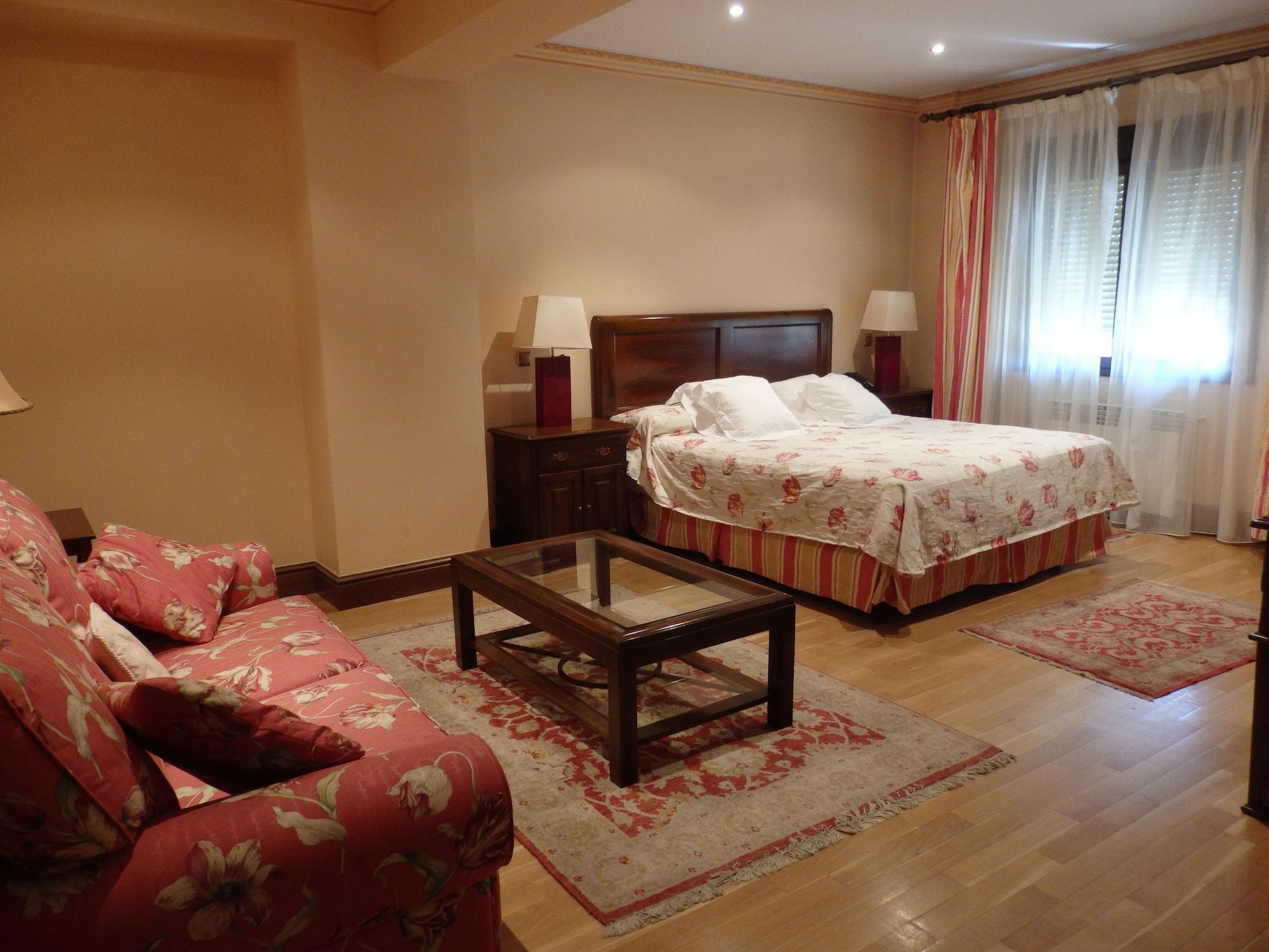 Hotel Aranda อารันดา เด ดวยโร ภายนอก รูปภาพ