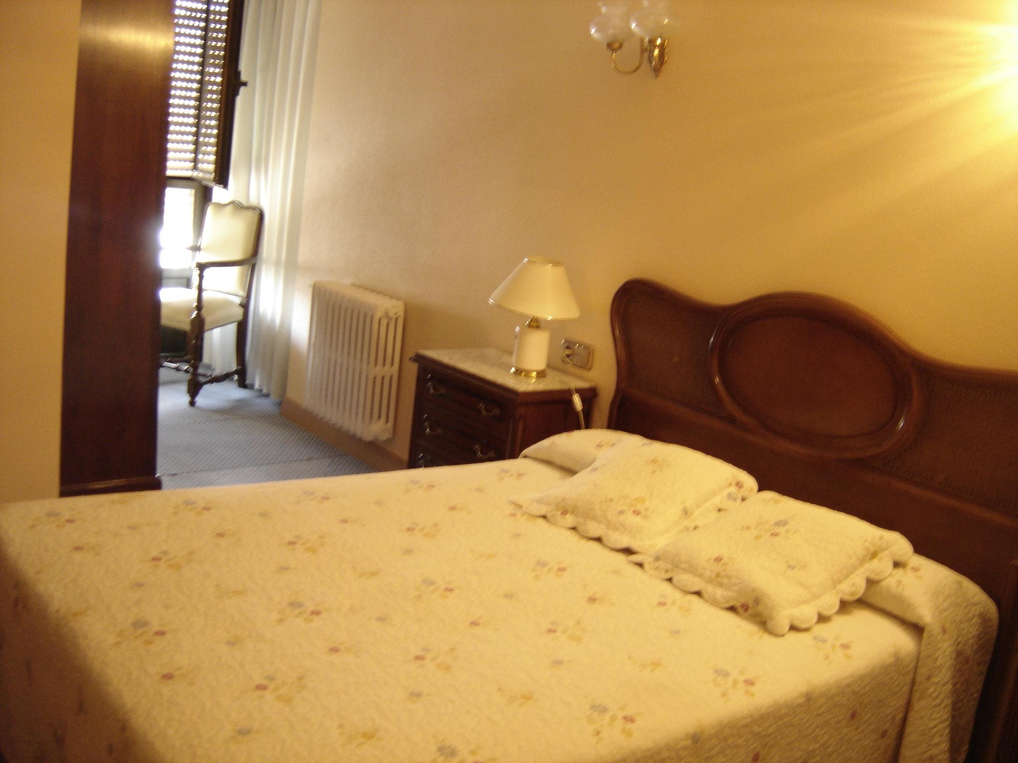 Hotel Aranda อารันดา เด ดวยโร ภายนอก รูปภาพ
